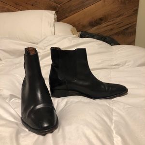 Frye Short Chelsea boot